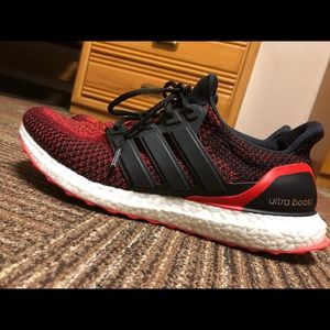 Adidas Ultraboost 10 1/2 Men
